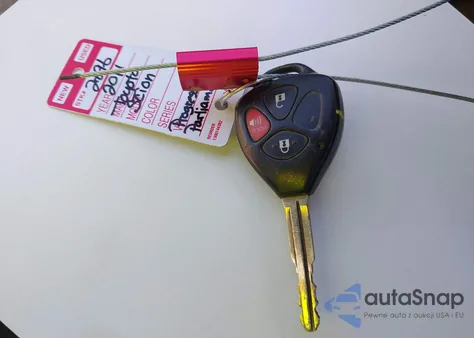 2011 Scion Tc из США, поврежденный, VIN JTKJF5C70B3005363